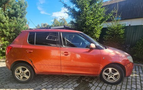 Skoda Fabia II, 2009 год, 275 000 рублей, 2 фотография