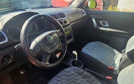 Skoda Fabia II, 2009 год, 275 000 рублей, 10 фотография