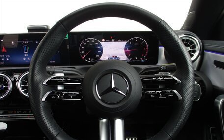 Mercedes-Benz CLA, 2023 год, 2 975 000 рублей, 12 фотография