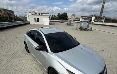 Chevrolet Cruze II, 2012 год, 800 000 рублей, 3 фотография