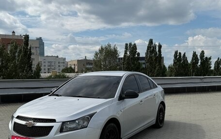Chevrolet Cruze II, 2012 год, 800 000 рублей, 7 фотография