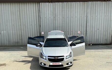 Chevrolet Cruze II, 2012 год, 800 000 рублей, 18 фотография