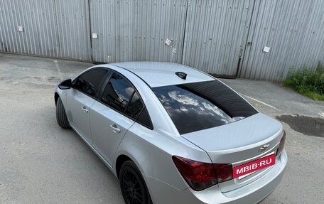 Chevrolet Cruze II, 2012 год, 800 000 рублей, 21 фотография