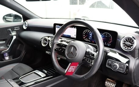 Mercedes-Benz CLA, 2023 год, 2 894 000 рублей, 10 фотография
