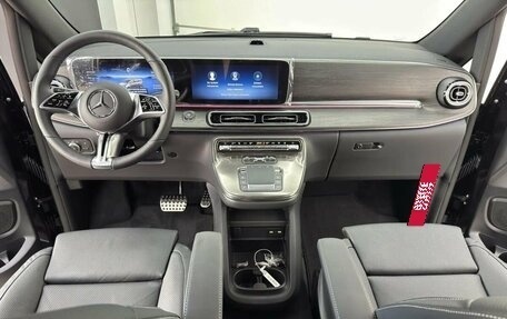 Mercedes-Benz V-Класс, 2026 год, 13 990 000 рублей, 25 фотография