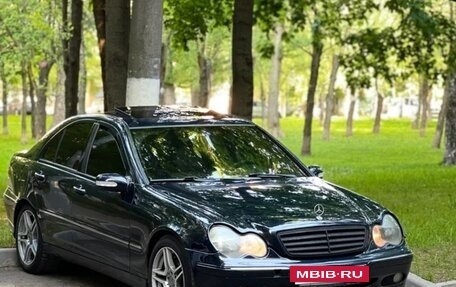 Mercedes-Benz C-Класс, 2000 год, 400 000 рублей, 3 фотография