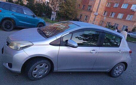 Toyota Vitz, 2013 год, 550 000 рублей, 3 фотография
