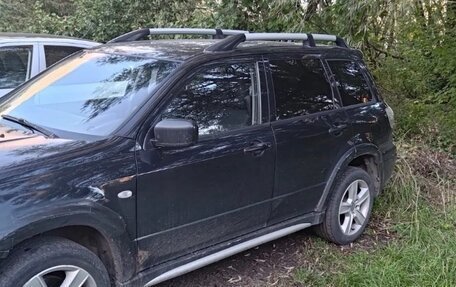 Mitsubishi Outlander III рестайлинг 3, 2007 год, 220 000 рублей, 3 фотография