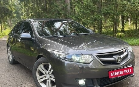 Honda Accord VIII рестайлинг, 2008 год, 850 000 рублей, 2 фотография