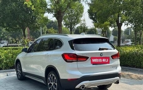 BMW X1, 2022 год, 1 650 000 рублей, 6 фотография