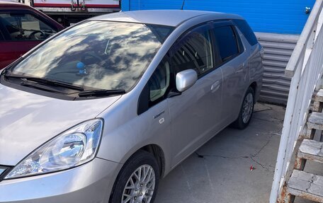 Honda Fit Shuttle I рестайлинг, 2013 год, 900 000 рублей, 3 фотография