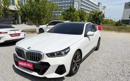 BMW 5 серия, 2026 год, 8 087 700 рублей, 1 фотография