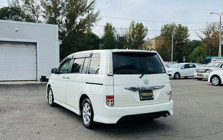 Toyota ISis I, 2012 год, 1 379 000 рублей, 8 фотография