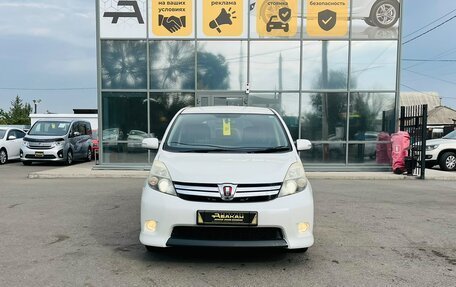 Toyota ISis I, 2012 год, 1 379 000 рублей, 3 фотография