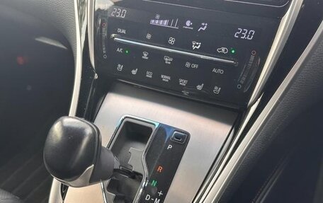 Toyota Harrier, 2017 год, 2 580 000 рублей, 18 фотография