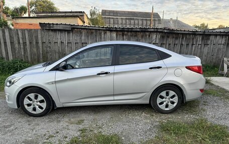 Hyundai Solaris II рестайлинг, 2014 год, 750 000 рублей, 2 фотография