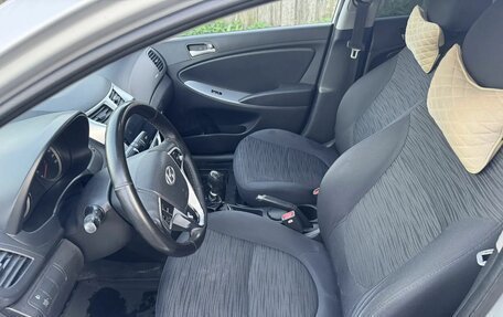 Hyundai Solaris II рестайлинг, 2014 год, 750 000 рублей, 14 фотография