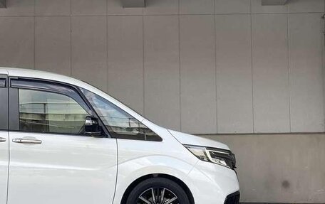 Honda Stepwgn IV, 2022 год, 2 100 000 рублей, 9 фотография