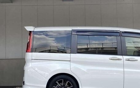 Honda Stepwgn IV, 2022 год, 2 100 000 рублей, 8 фотография