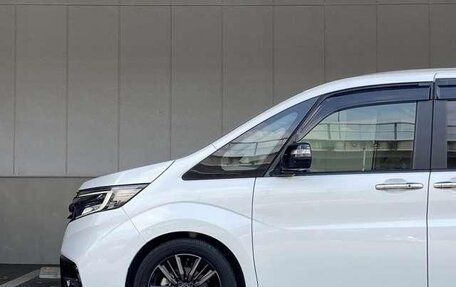 Honda Stepwgn IV, 2022 год, 2 100 000 рублей, 11 фотография