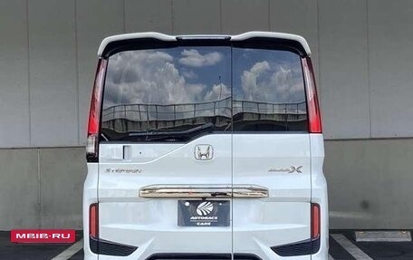 Honda Stepwgn IV, 2022 год, 2 100 000 рублей, 5 фотография