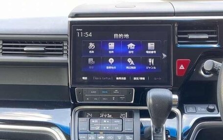 Honda Stepwgn IV, 2022 год, 2 100 000 рублей, 19 фотография