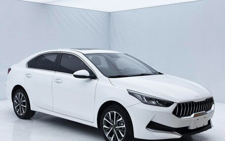 KIA K3, 2023 год, 1 300 000 рублей, 3 фотография