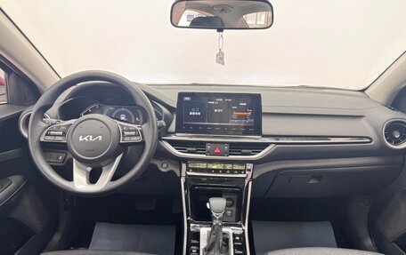 KIA K3, 2021 год, 1 355 000 рублей, 9 фотография