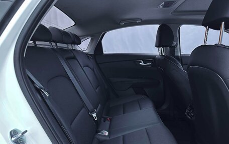 KIA K3, 2023 год, 1 300 000 рублей, 19 фотография