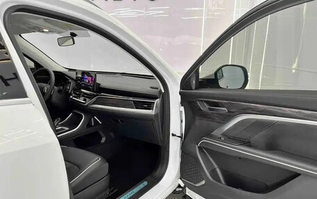 Haval H6, 2023 год, 1 170 000 рублей, 10 фотография
