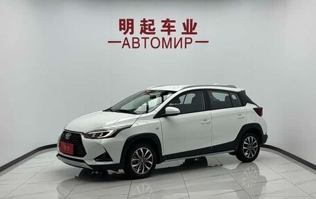 Toyota Yaris XP150 рестайлинг, 2022 год, 940 000 рублей, 4 фотография