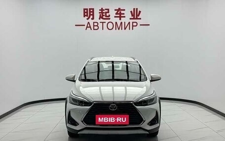 Toyota Yaris XP150 рестайлинг, 2022 год, 940 000 рублей, 2 фотография