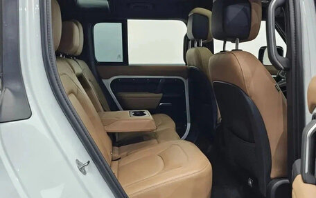 Land Rover Defender II, 2025 год, 9 038 000 рублей, 12 фотография