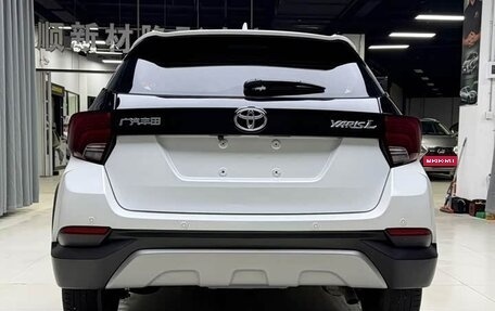 Toyota Yaris XP150 рестайлинг, 2022 год, 935 000 рублей, 5 фотография