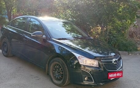 Chevrolet Cruze II, 2014 год, 925 000 рублей, 4 фотография