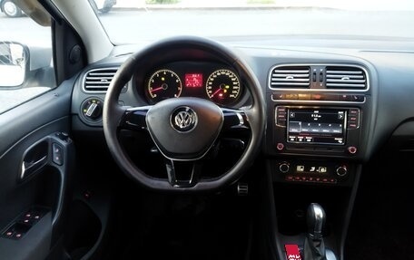 Volkswagen Polo VI (EU Market), 2013 год, 650 000 рублей, 16 фотография