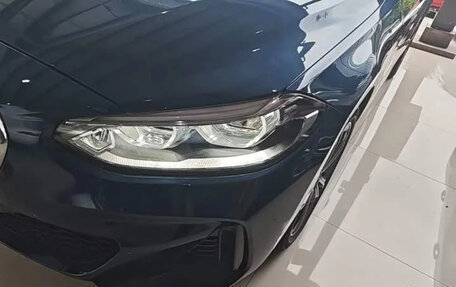 BMW 1 серия, 2023 год, 1 100 000 рублей, 4 фотография