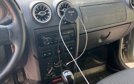 Renault Logan I, 2008 год, 100 000 рублей, 10 фотография