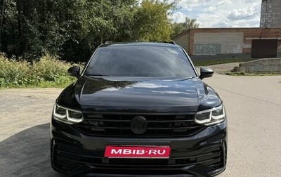 Volkswagen Tiguan II, 2021 год, 4 300 000 рублей, 1 фотография