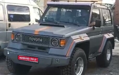 Toyota Land Cruiser 70, 1989 год, 2 990 000 рублей, 1 фотография