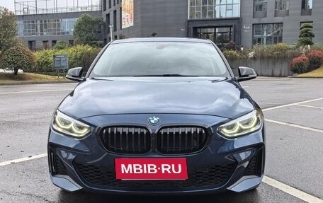 BMW 1 серия, 2023 год, 1 470 000 рублей, 2 фотография