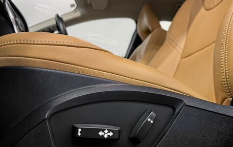 Volvo V40 II рестайлинг, 2019 год, 1 600 000 рублей, 16 фотография