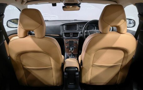Volvo V40 II рестайлинг, 2019 год, 1 600 000 рублей, 18 фотография