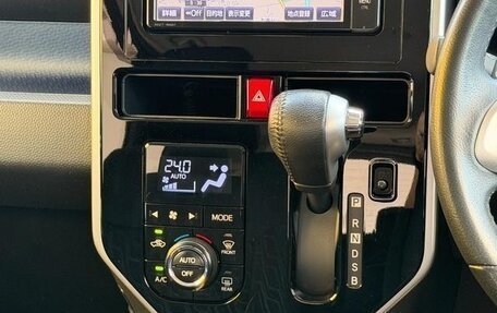 Toyota Roomy I, 2019 год, 930 000 рублей, 7 фотография