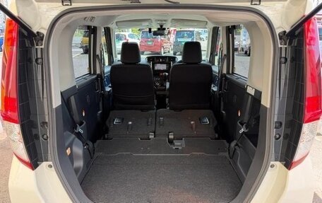 Toyota Roomy I, 2019 год, 930 000 рублей, 20 фотография