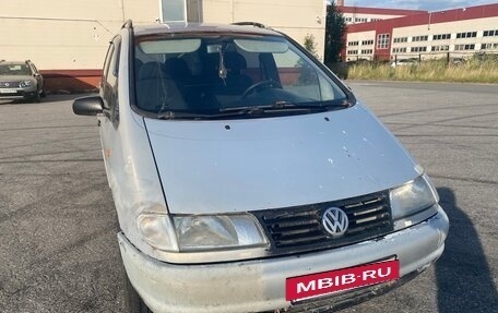 Volkswagen Sharan I рестайлинг, 1998 год, 200 002 рублей, 2 фотография