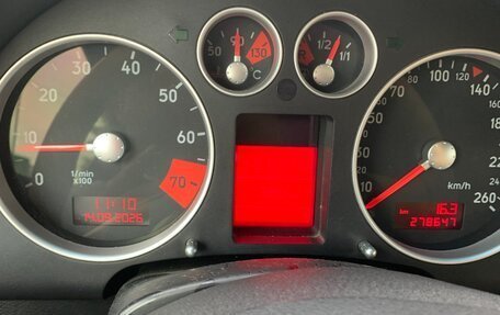 Audi TT, 2002 год, 1 300 000 рублей, 12 фотография