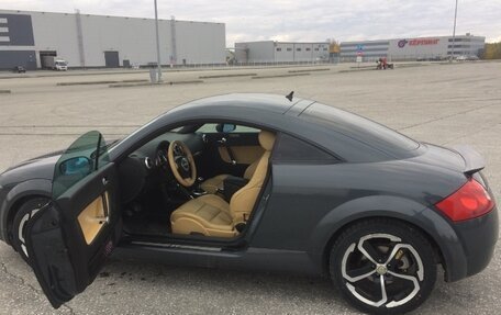 Audi TT, 2002 год, 1 300 000 рублей, 14 фотография