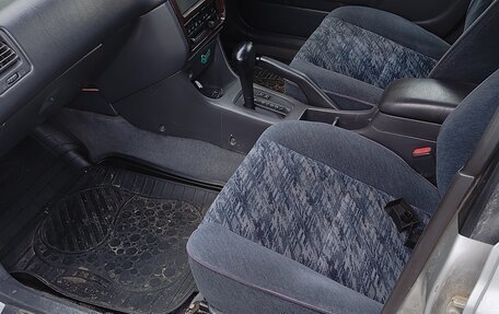 Toyota Carina, 1998 год, 500 000 рублей, 5 фотография