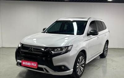 Mitsubishi Outlander III рестайлинг 3, 2021 год, 1 987 700 рублей, 1 фотография